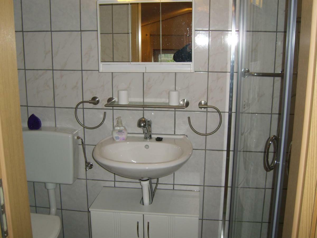 B & B Gross Methling Dargun Extérieur photo