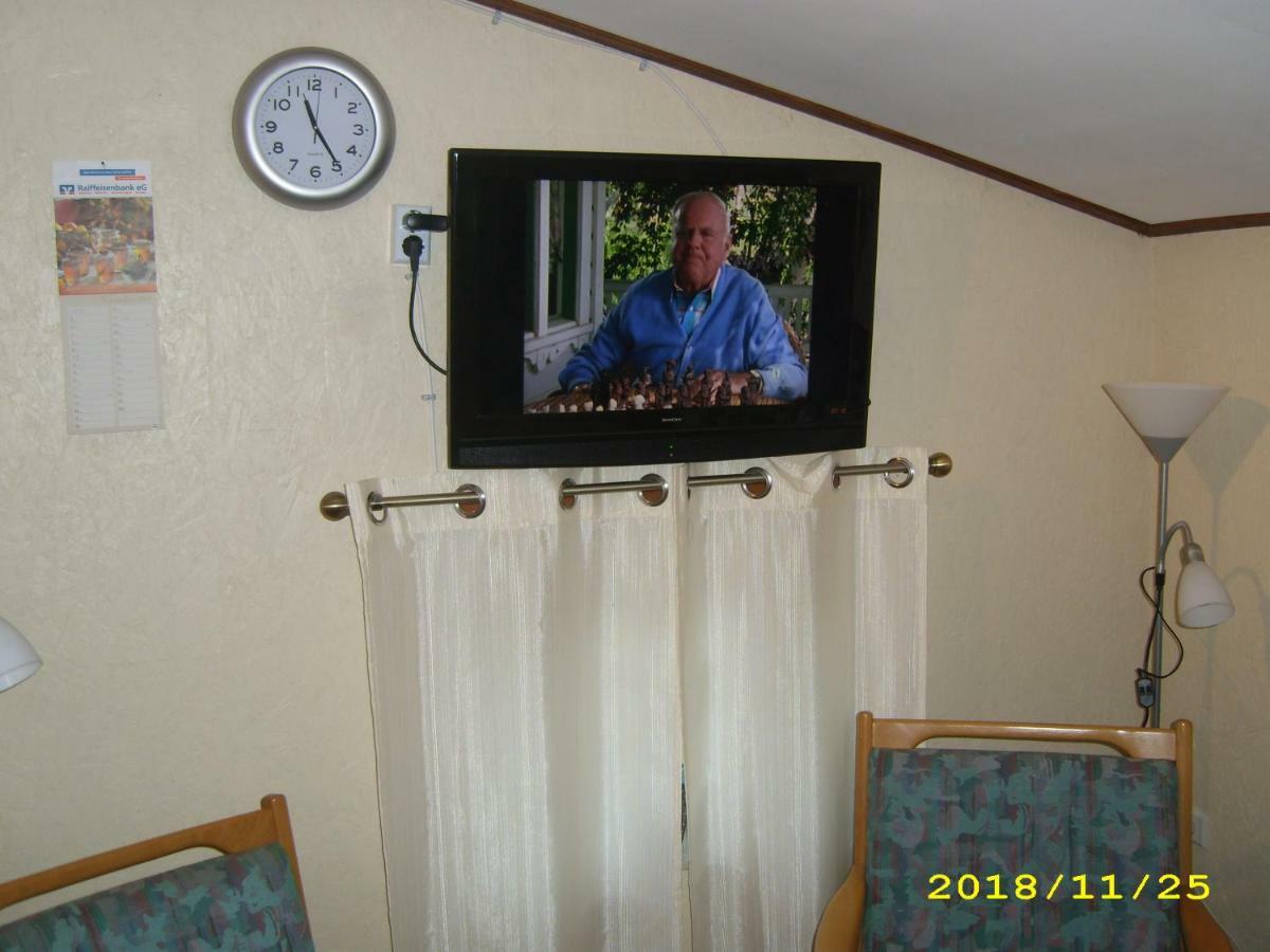 B & B Gross Methling Dargun Extérieur photo