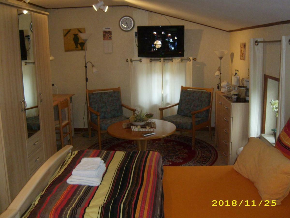 B & B Gross Methling Dargun Extérieur photo