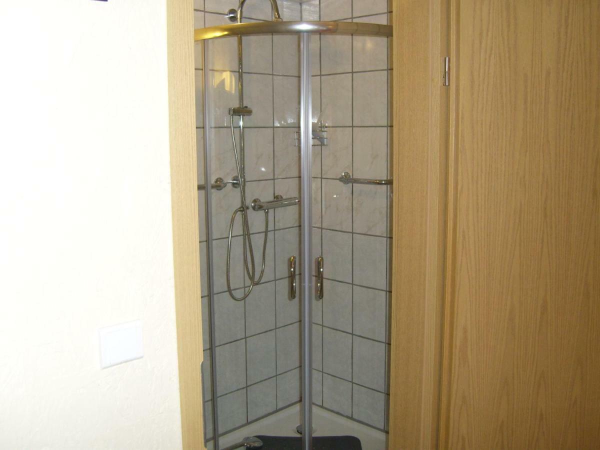 B & B Gross Methling Dargun Extérieur photo